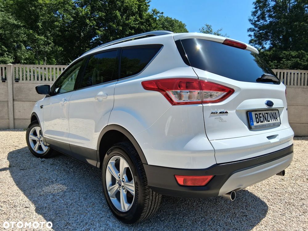 Ford Kuga 1.6 EcoBoost 2x4 Trend - 3