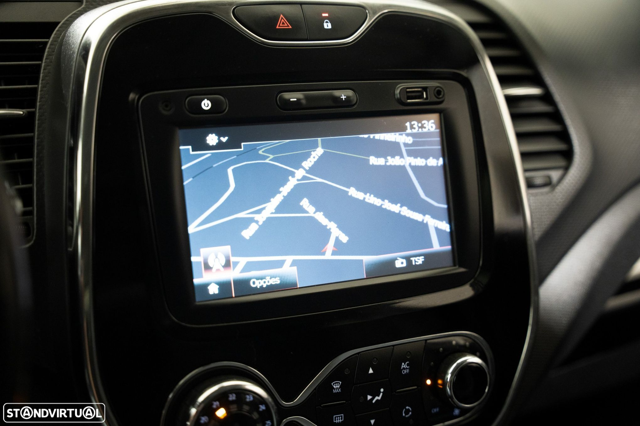 Renault Captur 1.5 dCi Exclusive - 6