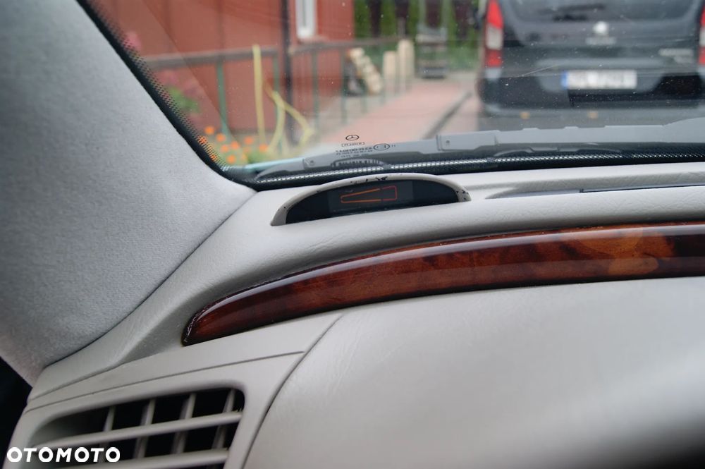 Mercedes-Benz CLK - 29