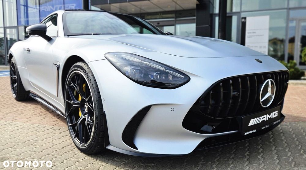Mercedes-Benz AMG GT - 3