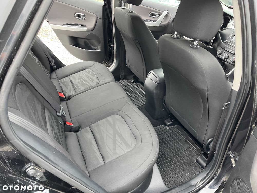 Kia Ceed 1.6 GDI M - 17