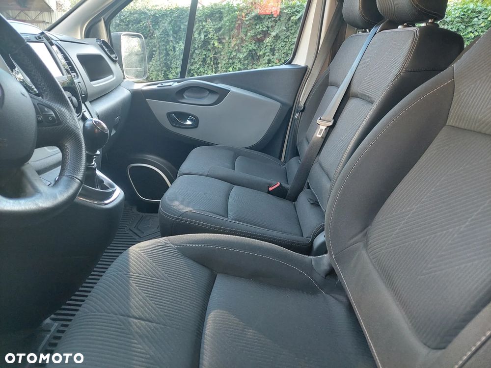 Renault Trafic - 22