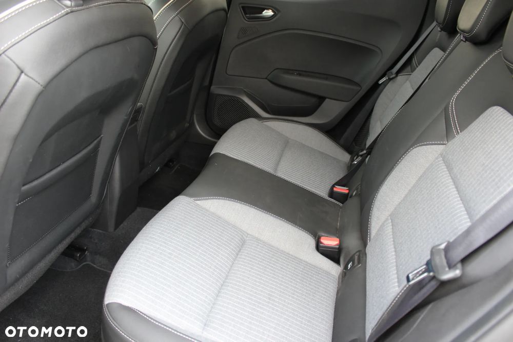Renault Clio 1.6 E-TECH Intens - 11