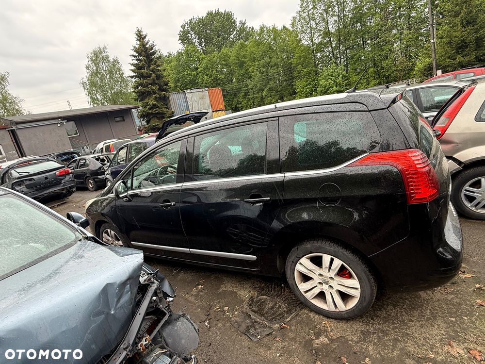 Peugeot 5008 I 1 na części - 3