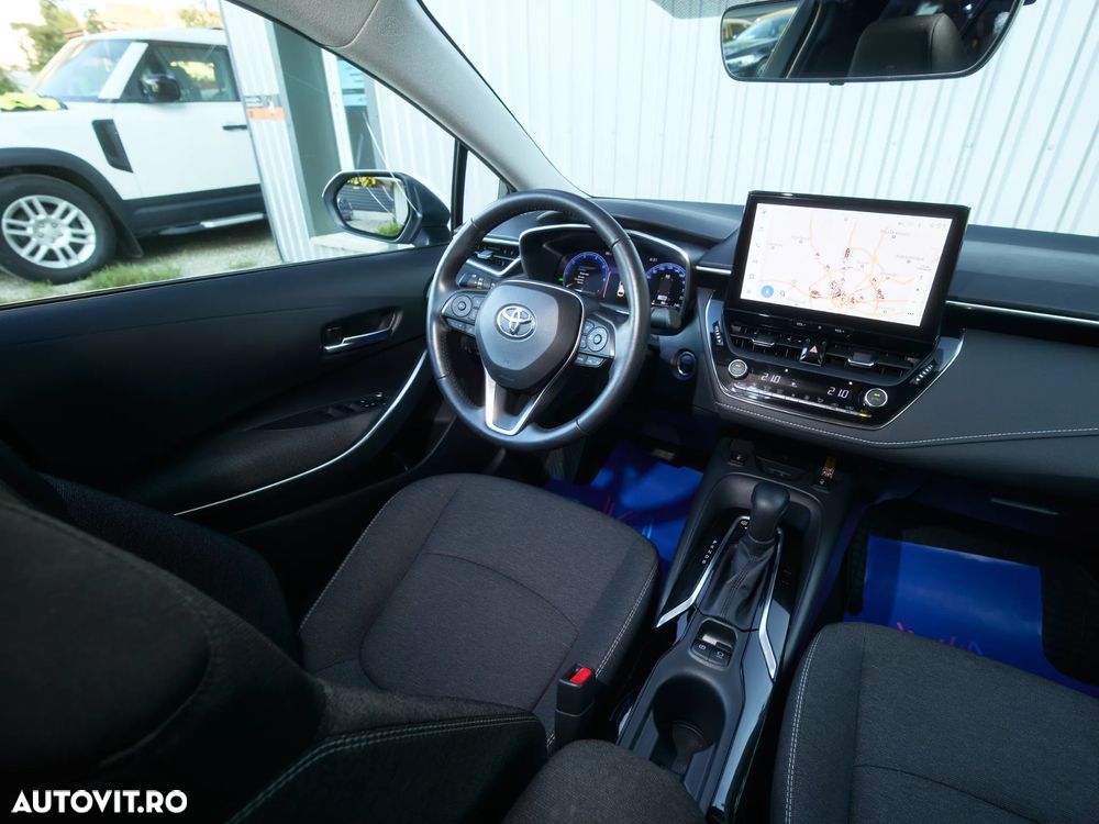 Toyota Corolla 1.8 HSD TS Exclusive - 11