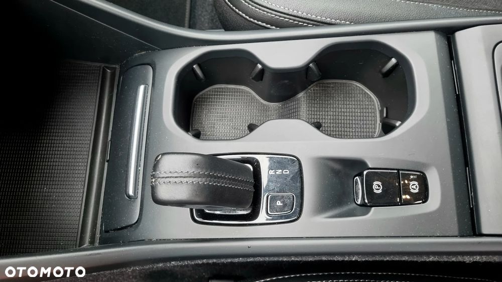 Volvo XC 40 D3 - 36