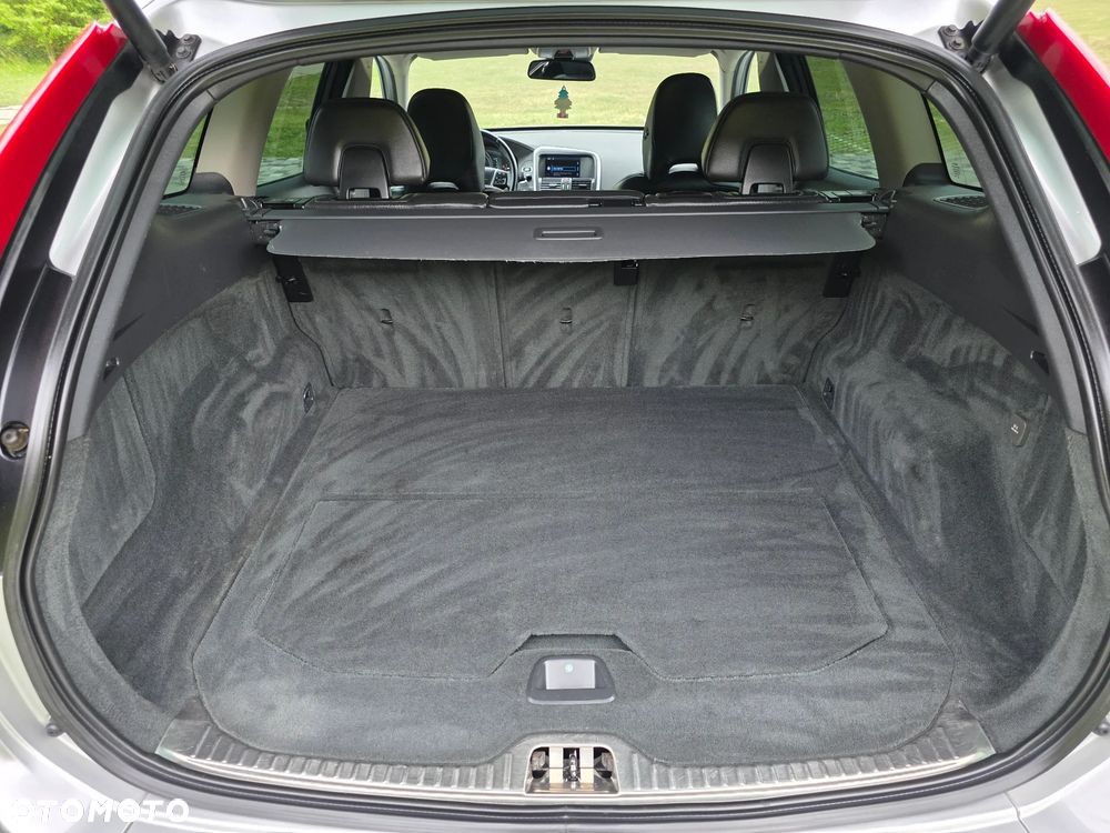 Volvo XC 60 D3 Edition Pro - 9
