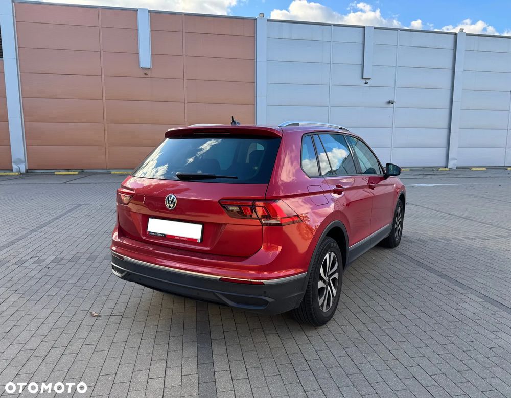 Volkswagen Tiguan - 3