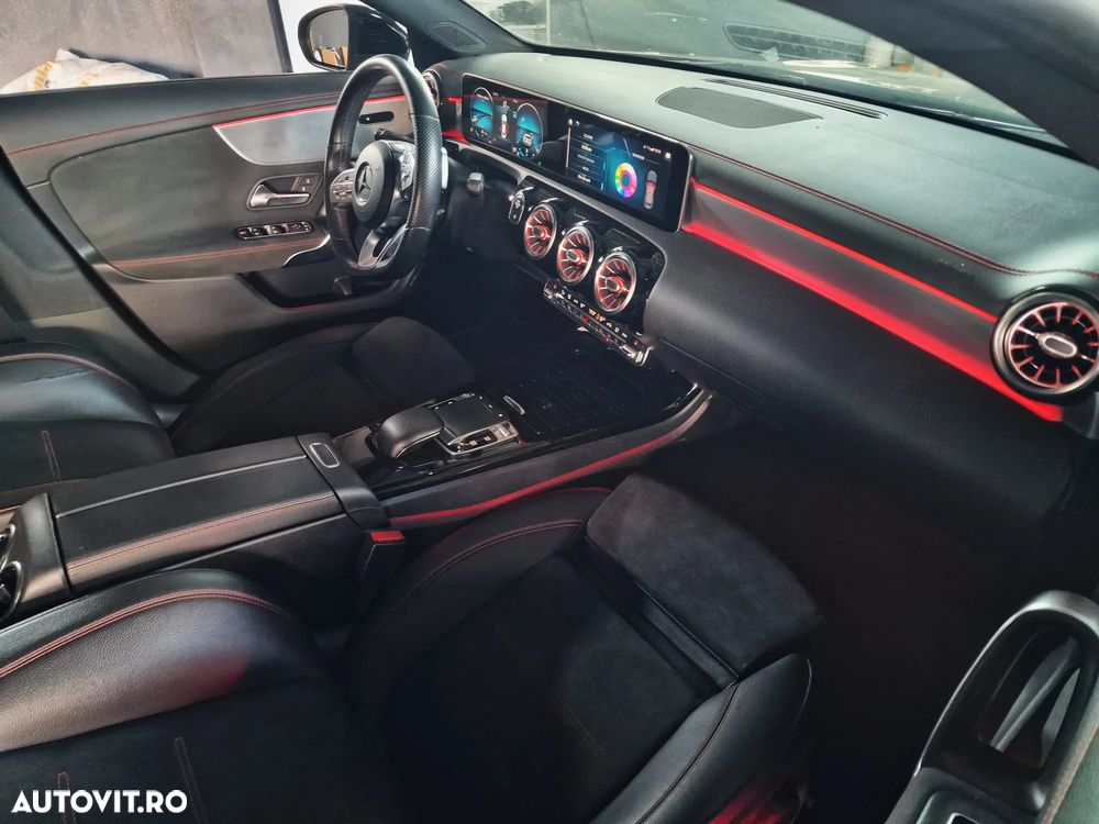 Mercedes-Benz CLA 180 - 21