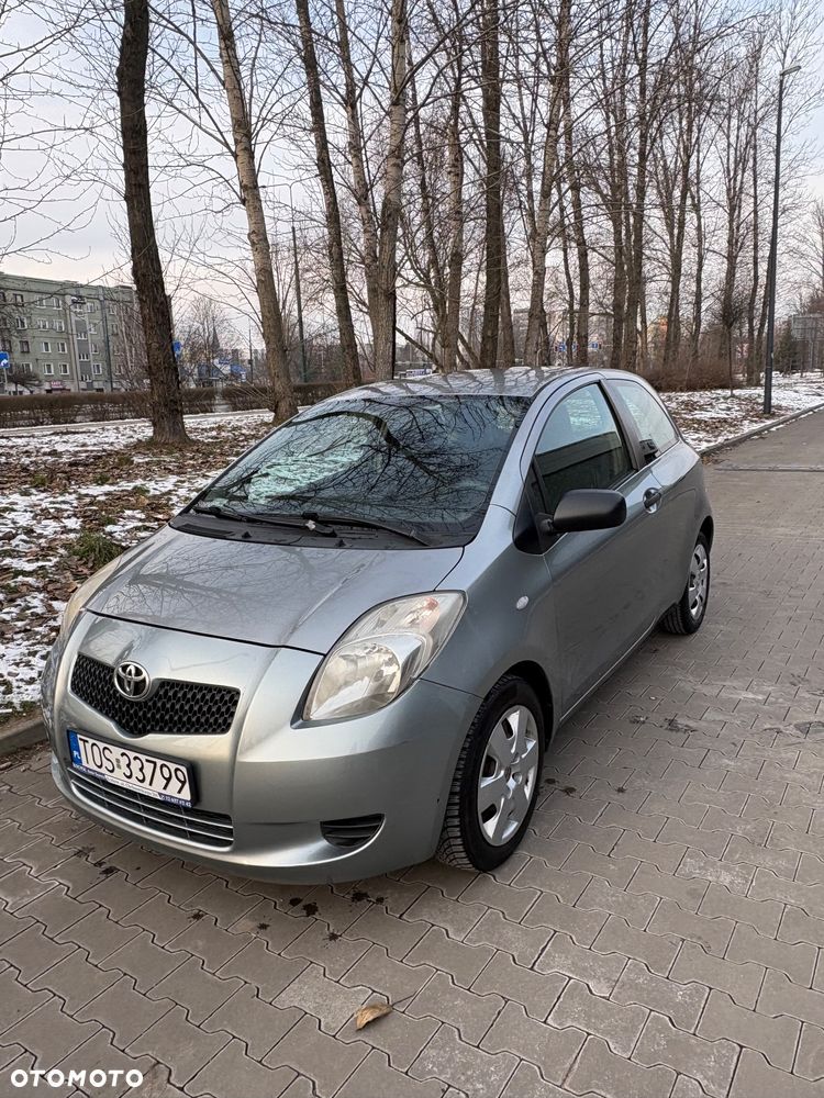 Toyota Yaris 1.0 Luna A/C - 1