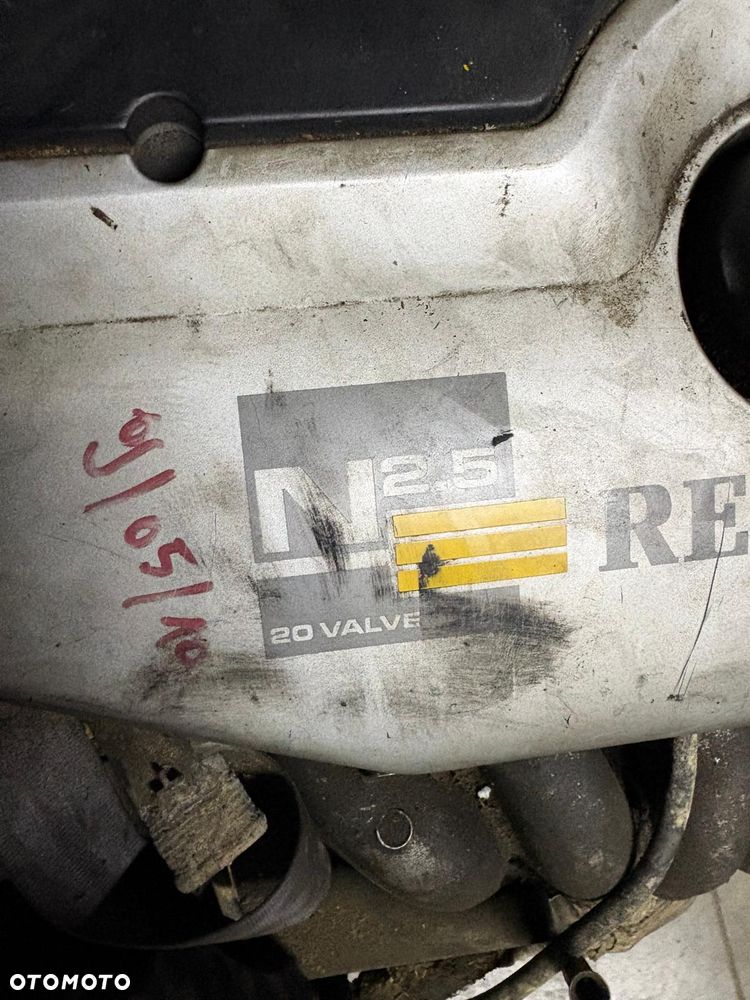 SILNIK RENAULT SAFRANE 2.5 20V N7UB701 - 2