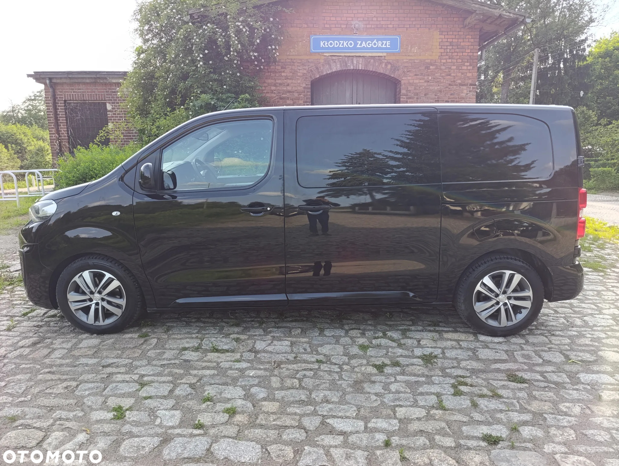 Peugeot Expert - 8
