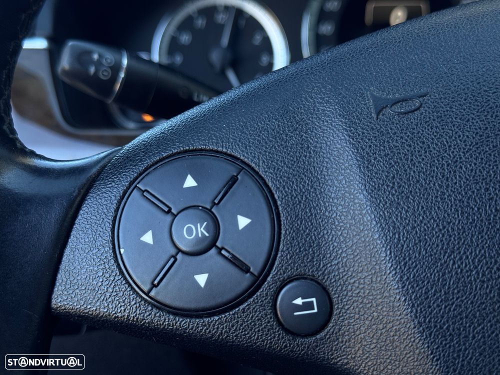 Mercedes-Benz E 220 CDI Avantgarde - 14