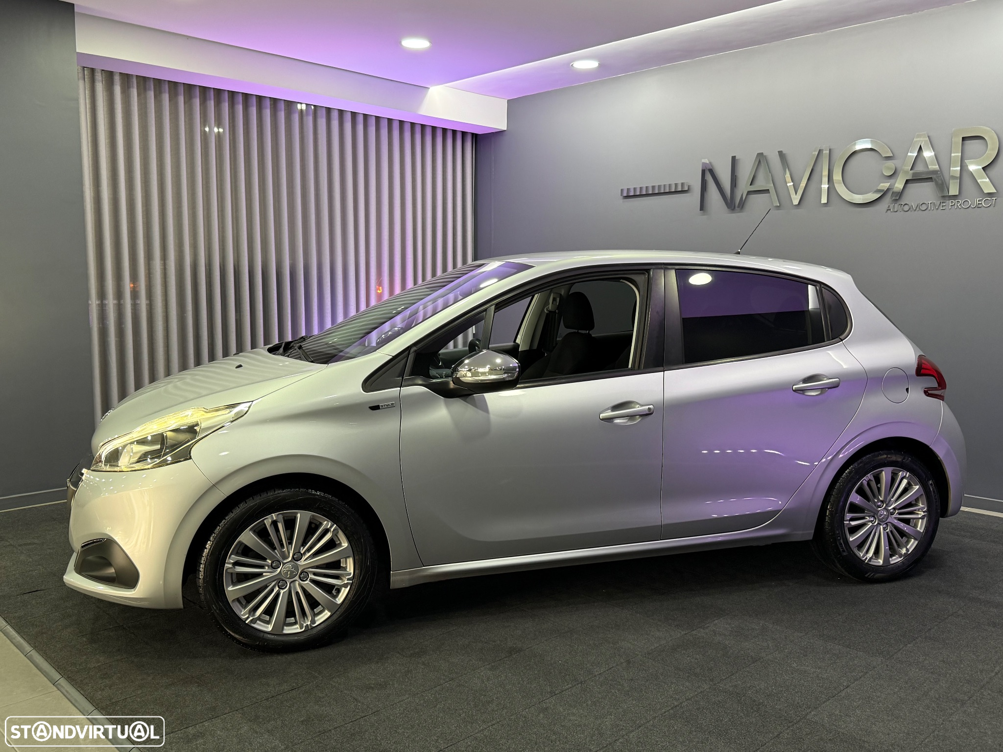 Peugeot 208 1.2 PureTech Style - 18