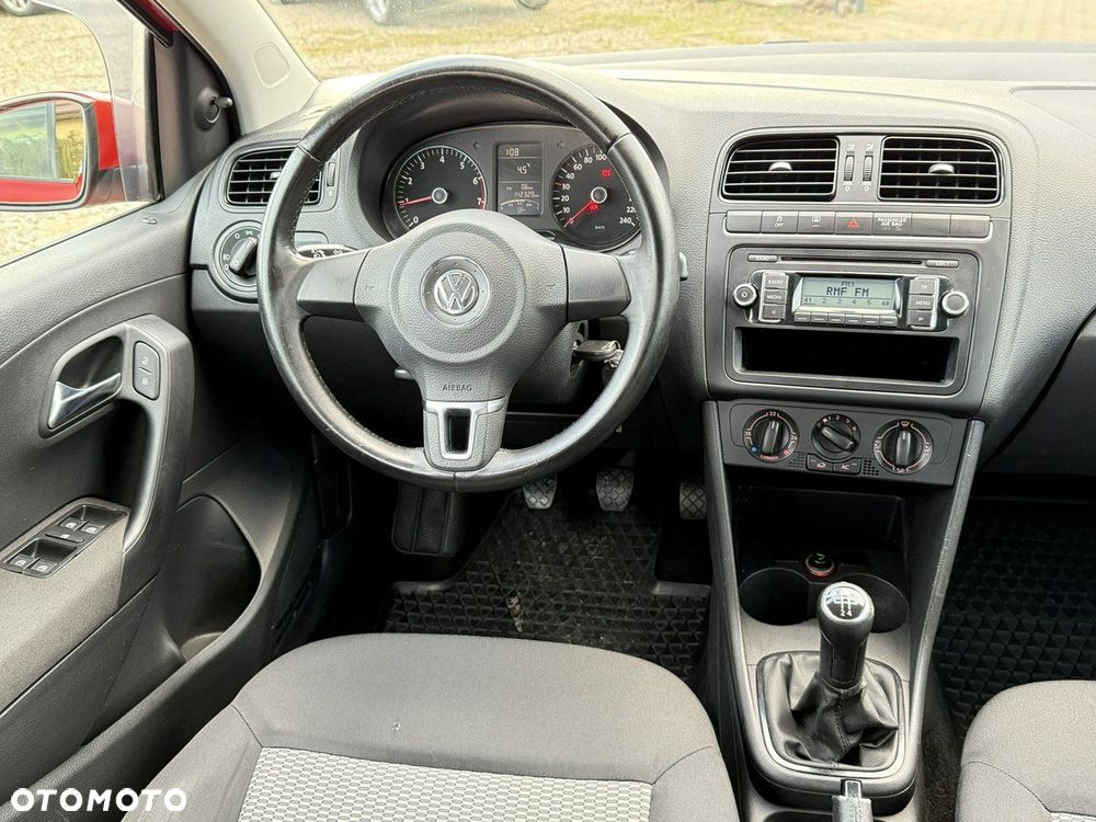 Volkswagen Polo - 27