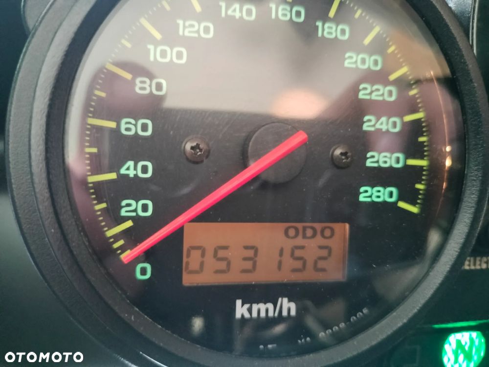 Yamaha FZS - 11