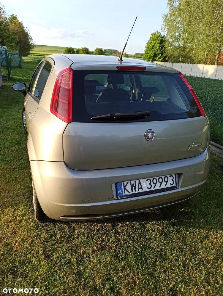 Fiat Grande Punto 1.4 8V - 4