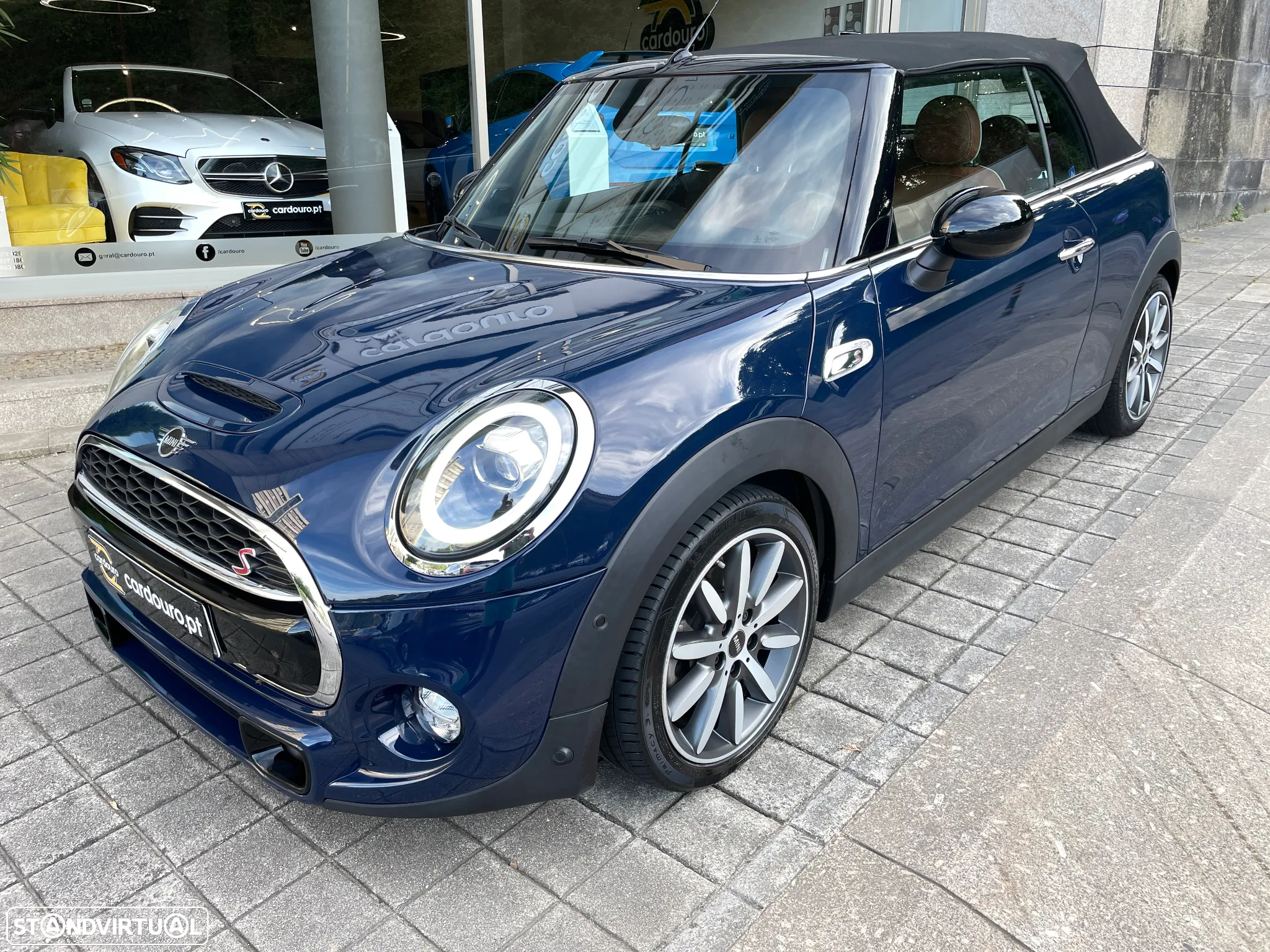MINI Cabrio Cooper SD Auto - 3