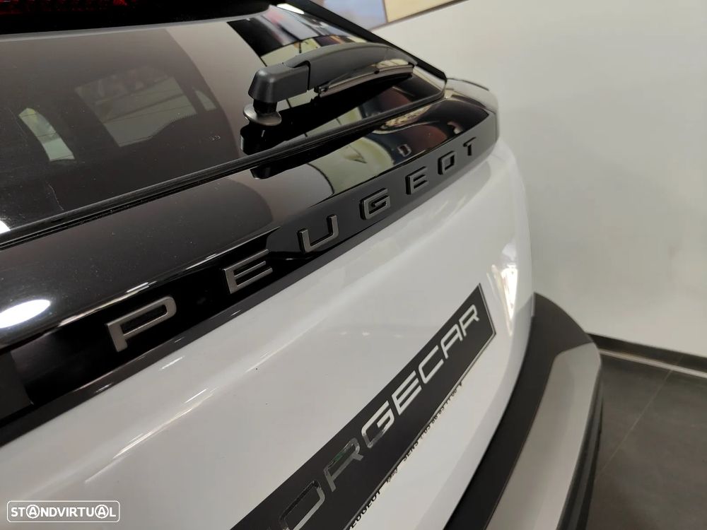 Peugeot 2008 1.2 PureTech Allure - 21