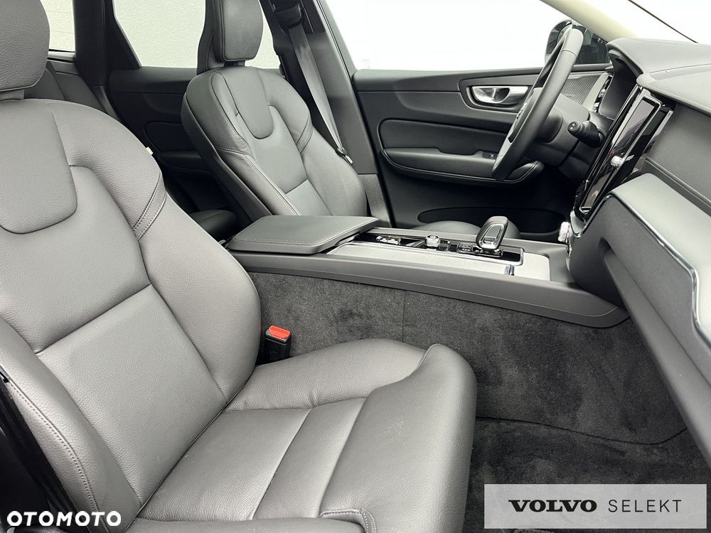 Volvo XC 60 - 31