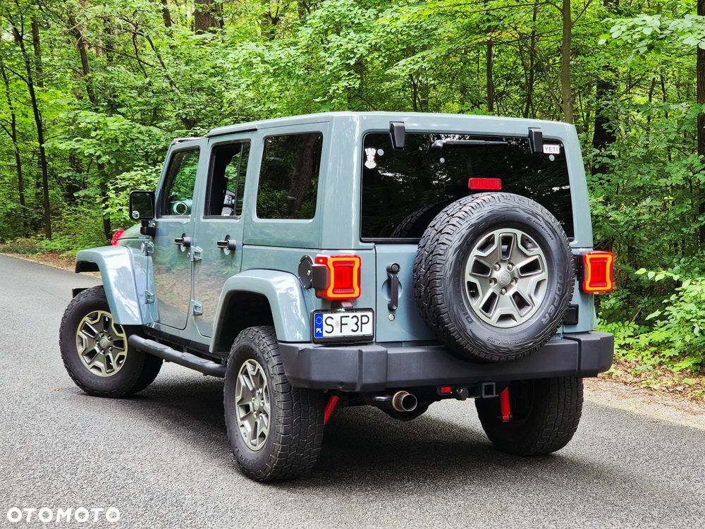 Jeep Wrangler 3.6 Unlim Rubicon - 3