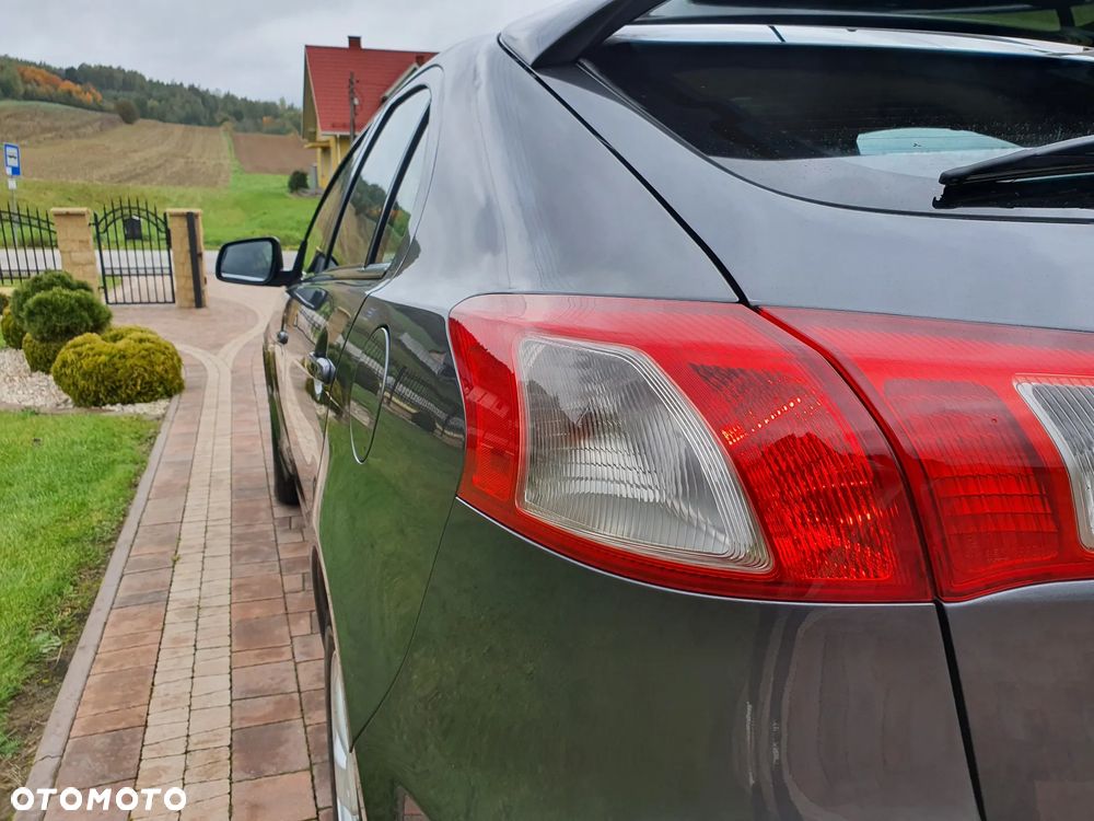 Mitsubishi Lancer 1.8 Invite - 15