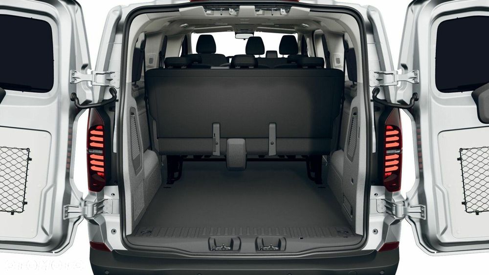 Volkswagen Caravelle - 9