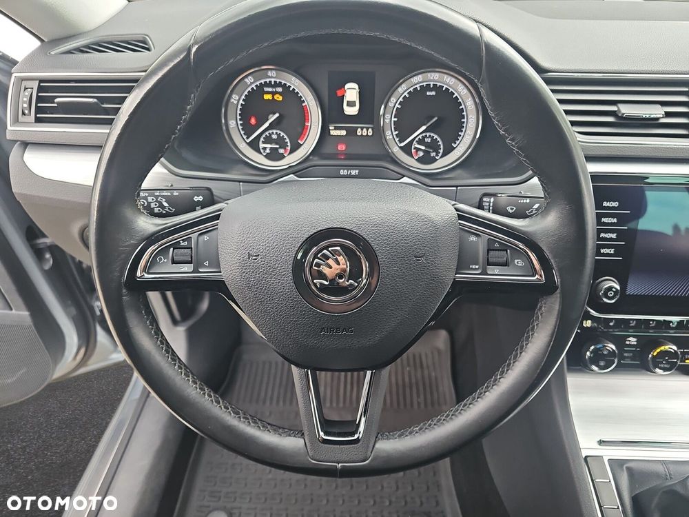 Skoda Superb - 20