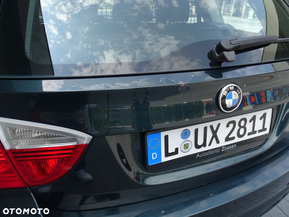 BMW Seria 3 325xi - 17