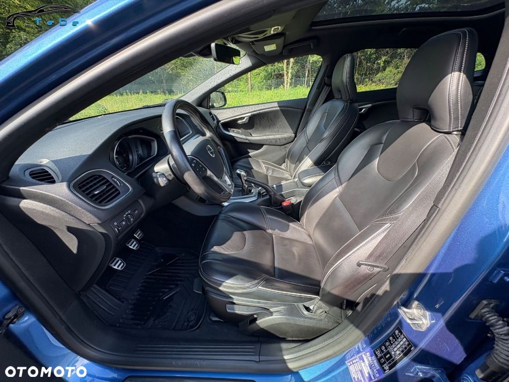 Volvo V40 D3 R-Design Kinetic - 19