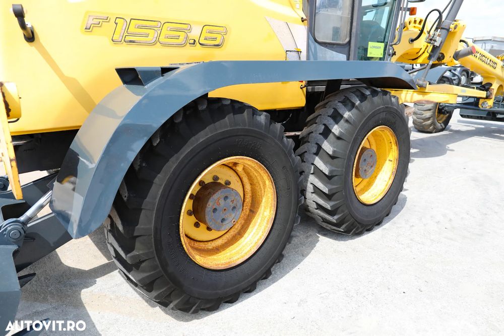 New Holland New Holland F156 - 15