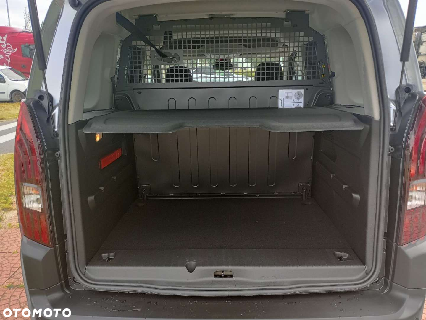 Peugeot Rifter 1.5 BlueHDI Allure S&S - 10