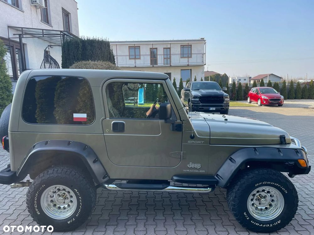 Jeep Wrangler 4.0 Sport - 5