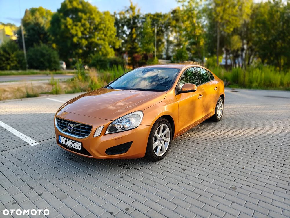 Volvo S60 D3 Geartronic Momentum - 1