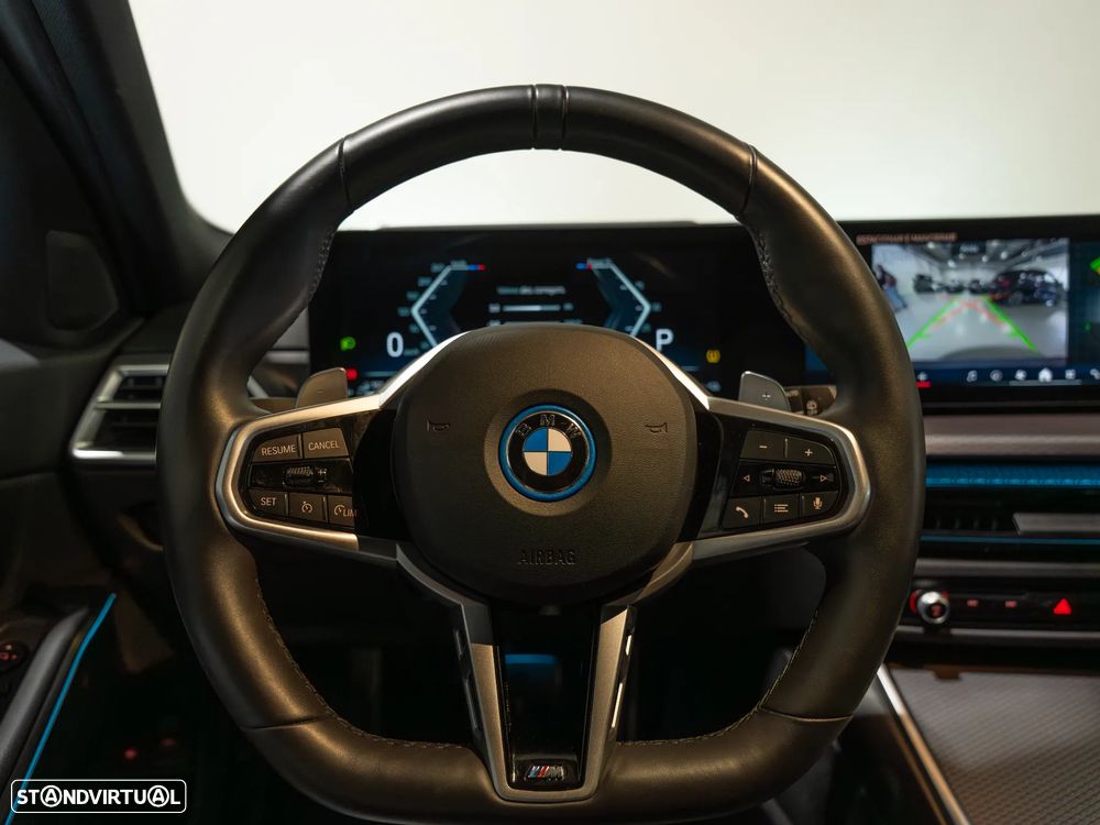 BMW 330 e Pack Desportivo M Auto - 12