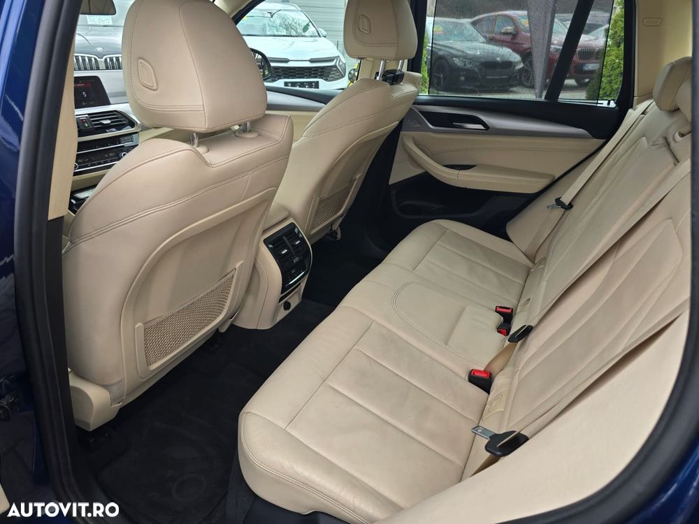 BMW X3 xDrive20d AT MHEV - 9