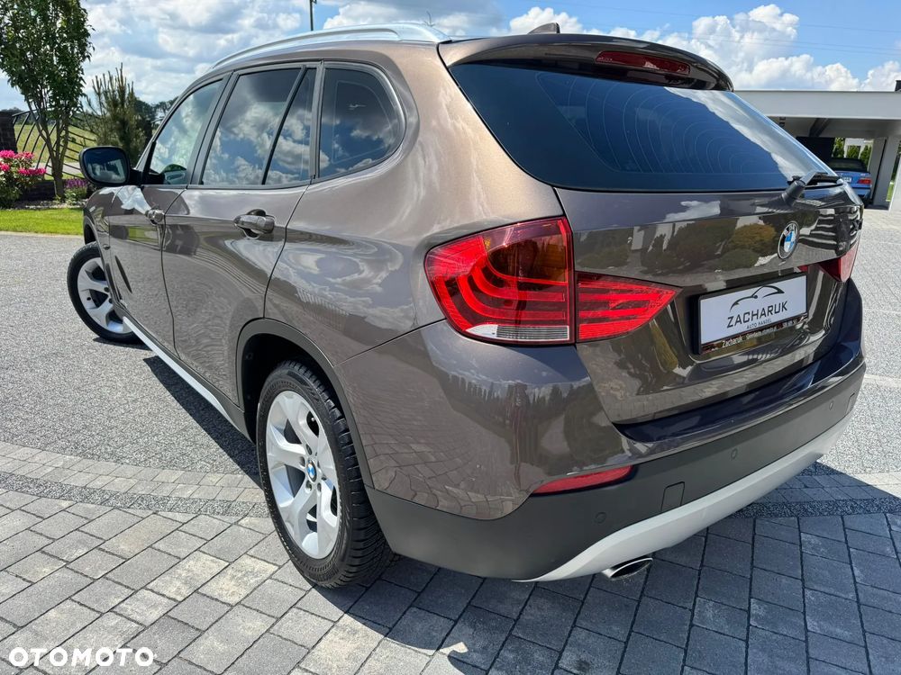 BMW X1 sDrive18i - 13