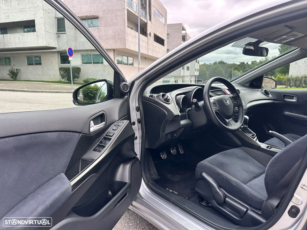 Honda Civic 1.6 i-DTEC Comfort - 21
