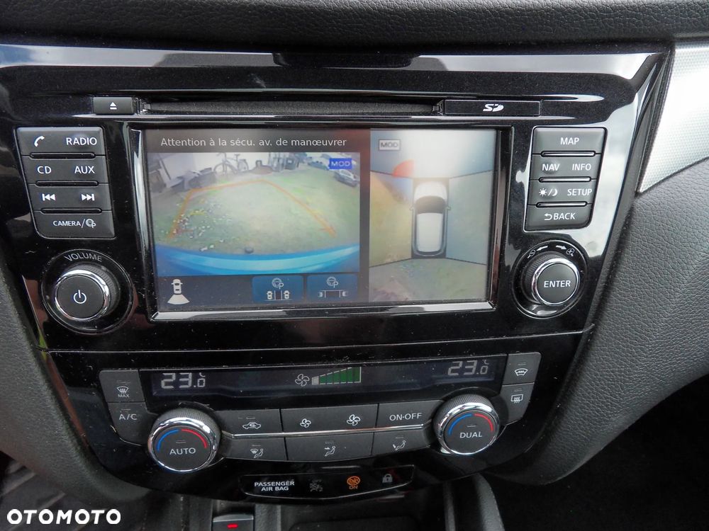 Nissan Qashqai 1.5 dCi DPF 360 - 23