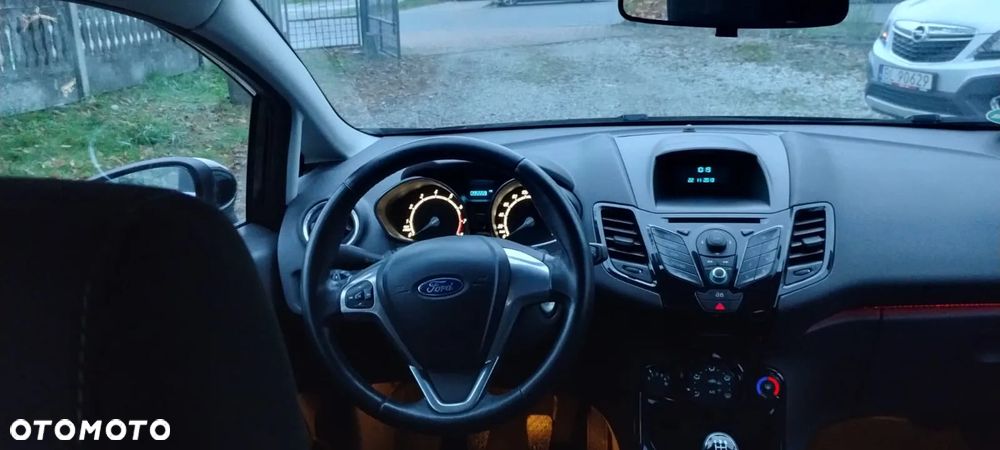 Ford Fiesta - 13