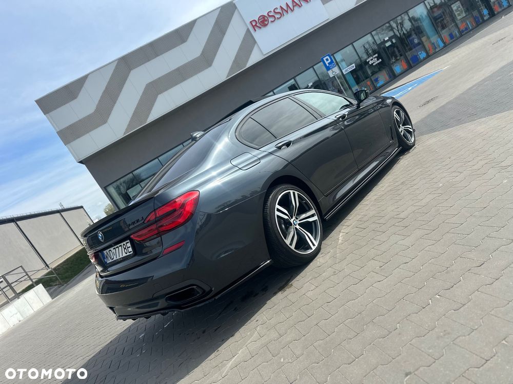 BMW Seria 7 740Li - 5