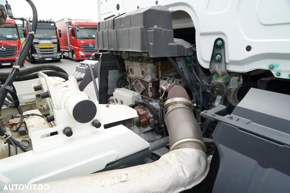 Mercedes-Benz AROCS 3240 / 9M3 BETONIERĂ / 8x4 / BETONIERĂ / 100% ANVELOPE / AUTOMATĂ - 17