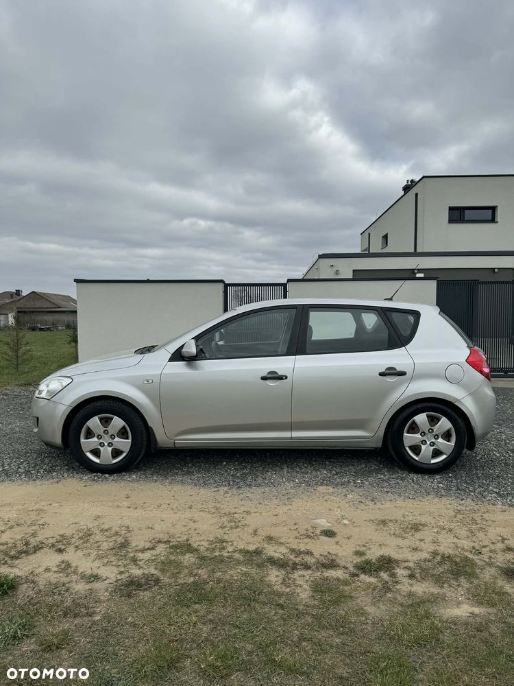 Kia Ceed 1.6 Crdi Comfort - 14