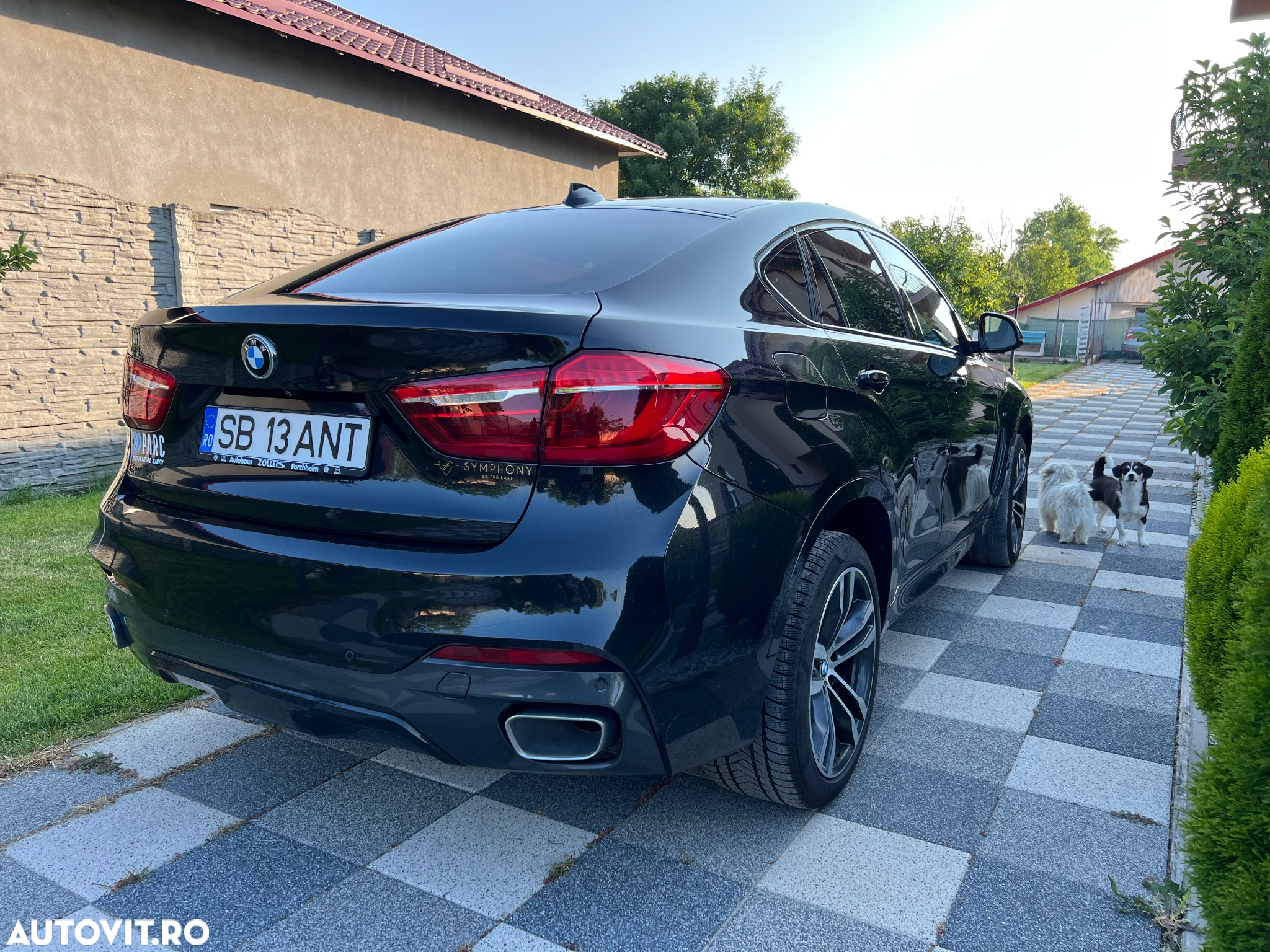BMW X6 xDrive40d - 16