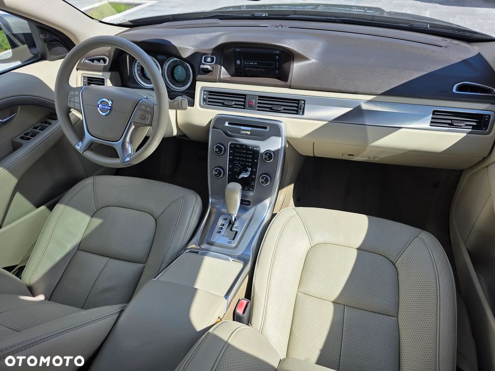 Volvo XC 70 D5 AWD Summum - 7
