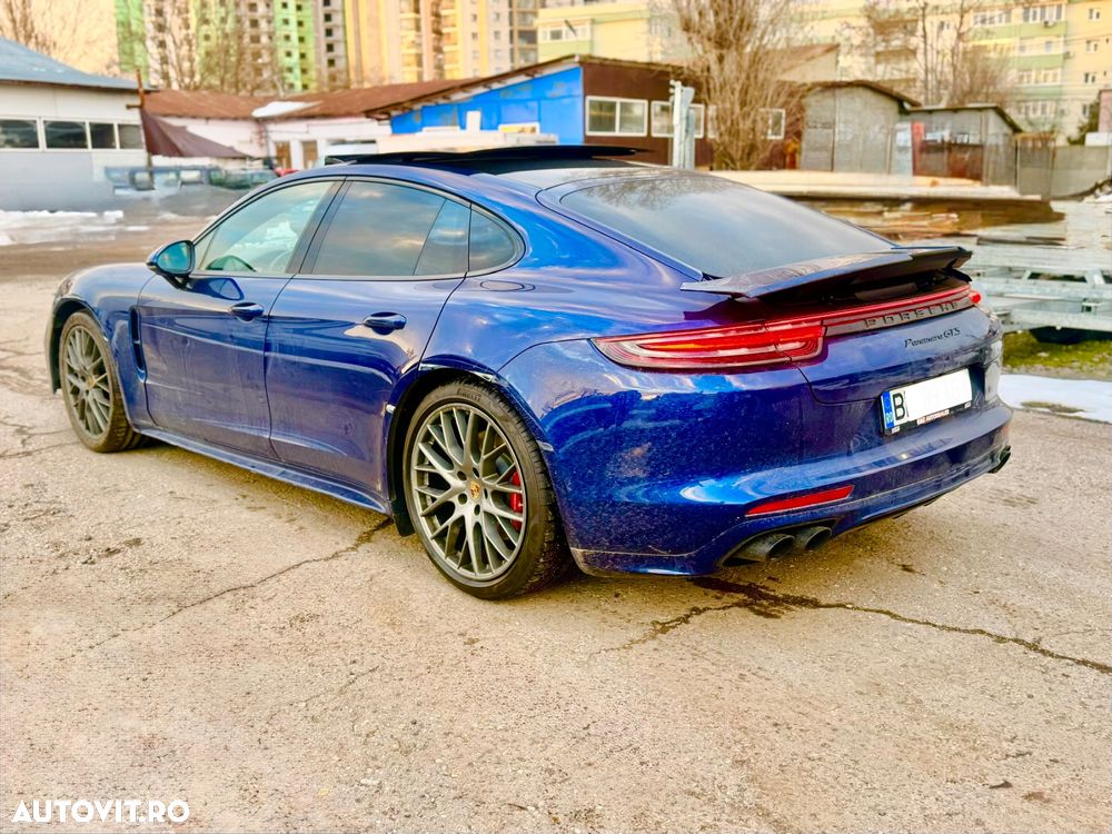 Porsche Panamera - 9