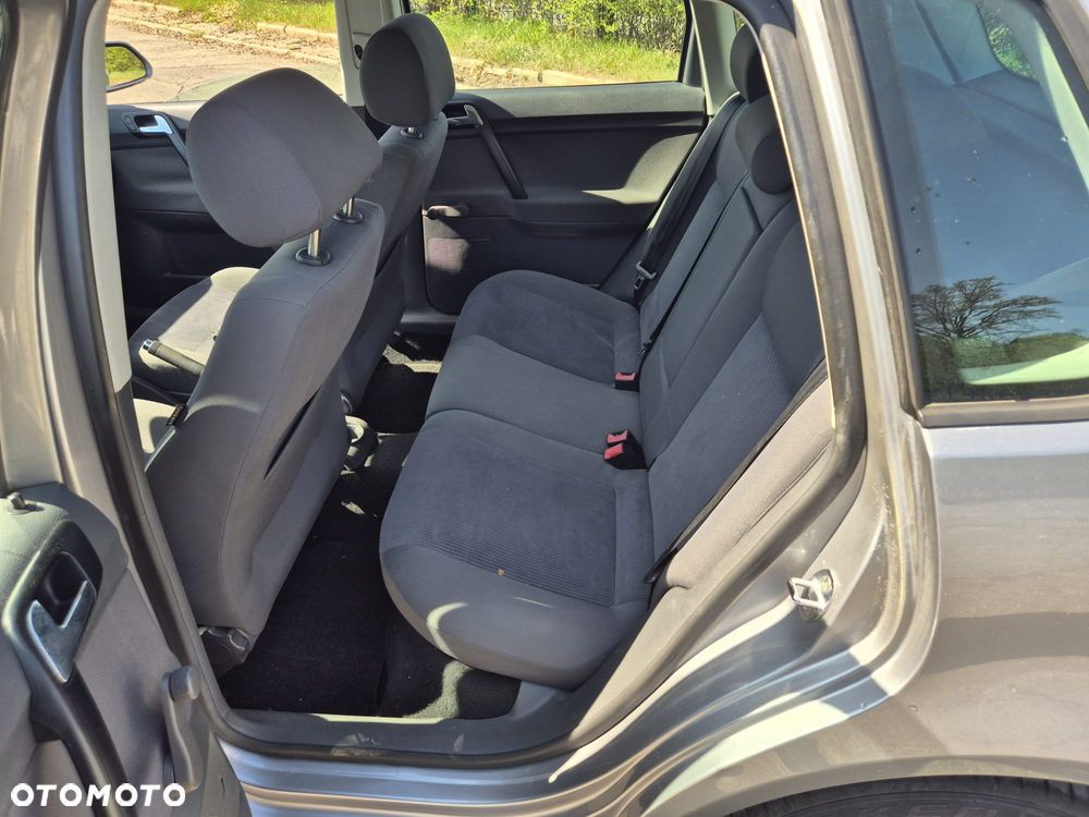 Volkswagen Polo - 17