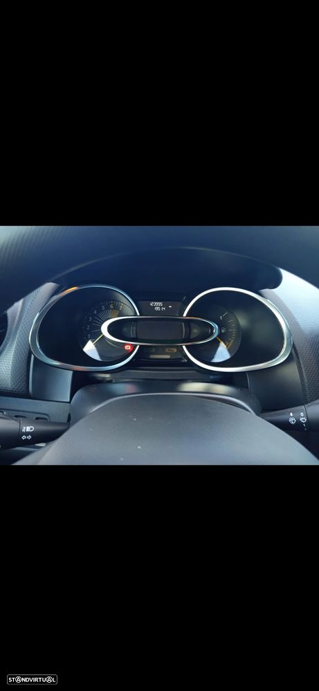 Renault Clio Sport Tourer 0.9 TCE - 14