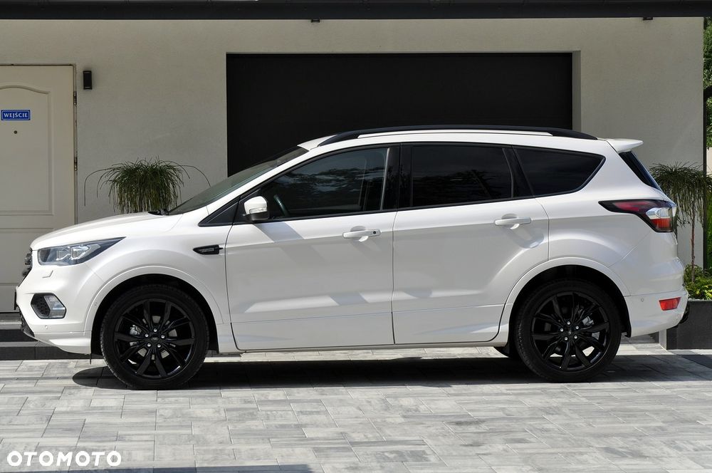 Ford Kuga 1.5 EcoBoost 2x4 ST-Line - 8