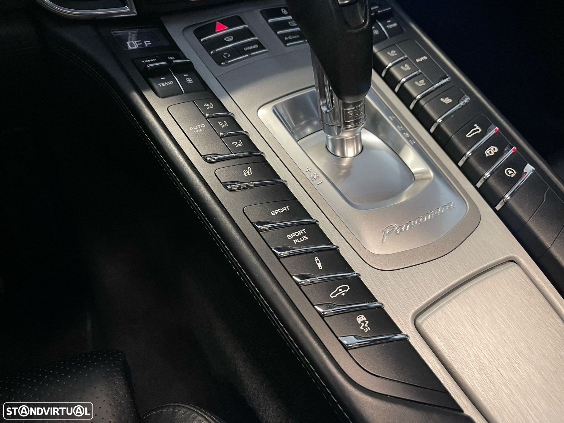 Porsche Panamera Turbo PDK - 31
